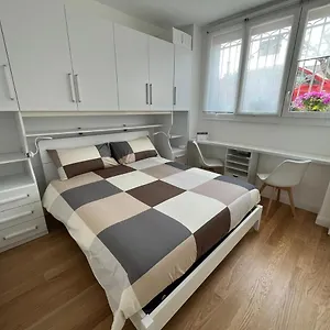  Apartamento The Small White House In